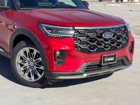 New 2026 Ford Explorer Platinum RWD image 3