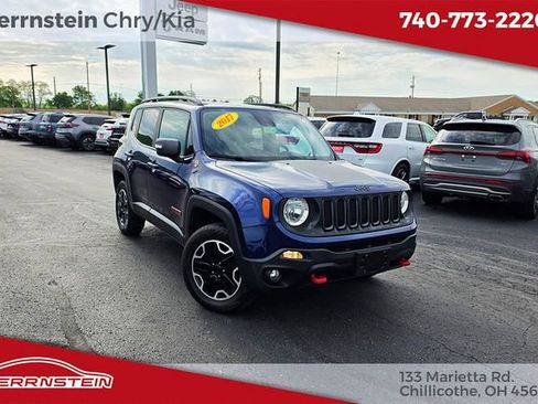 Used 2017 Jeep Renegade Trailhawk w/ Premium Trailhawk Package AWD/4WD image 1
