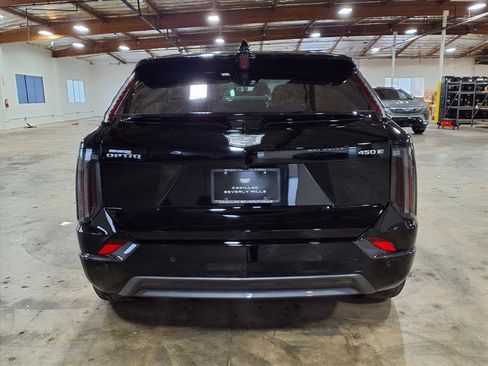 New 2026 Cadillac Optiq Sport 2 image 9
