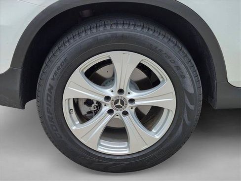 Used 2018 Mercedes-Benz GLC 300 image 22