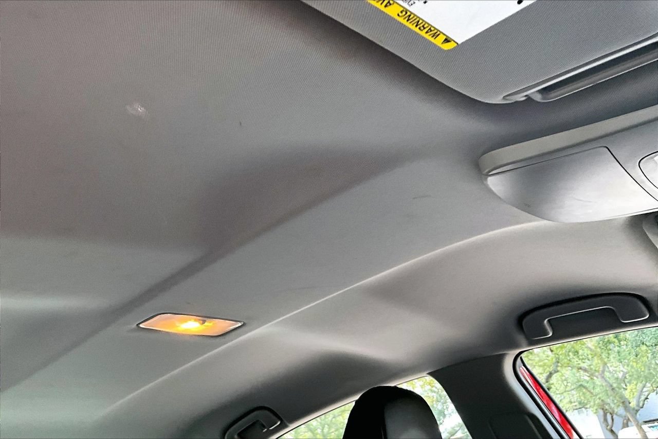 Used 2024 Toyota Camry SE FWD image 27
