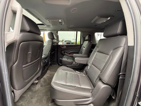 Used 2015 GMC Yukon XL Denali w/ Open Road Package AWD/4WD image 18