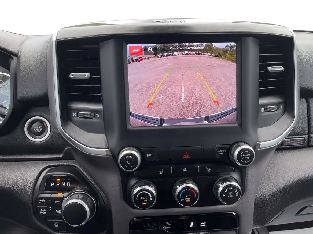 Used 2024 RAM 1500 Big Horn AWD/4WD image 29