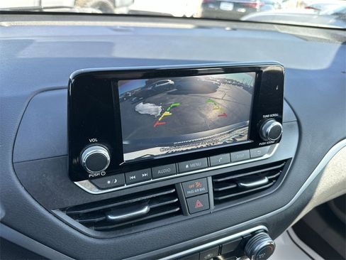 Used 2021 Nissan Altima 2.5 S image 17