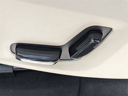 New 2026 Volvo XC60 B5 Ultra w/ Protection Package Premier image 21