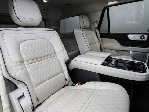 Used 2021 Lincoln Navigator Black Label image 29