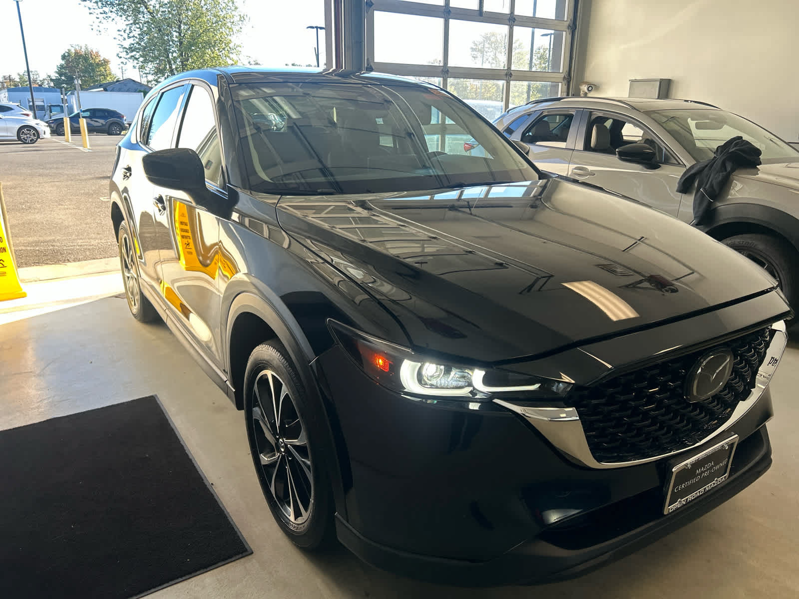 Used 2023 MAZDA CX-5 AWD 2.5 S w/ Premium Package image 7