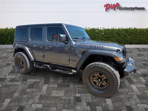Used 2024 Jeep Wrangler Unlimited Sport AWD/4WD image 8