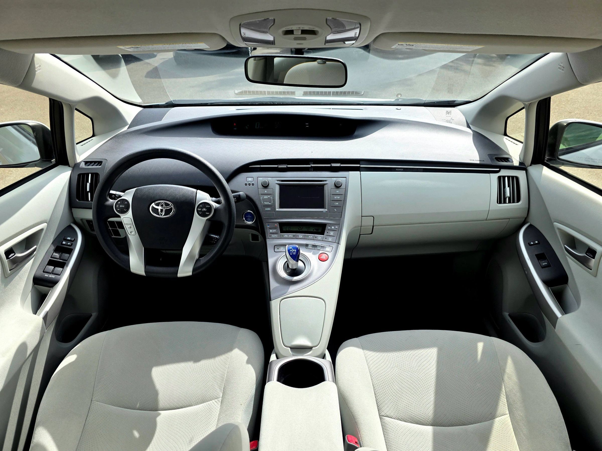 Used 2012 Toyota Prius Two FWD image 18
