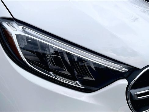 Certified 2025 Mercedes-Benz GLC 300 4MATIC image 27