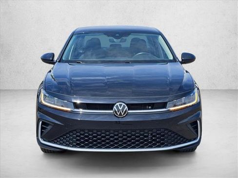 Used 2025 Volkswagen Jetta S FWD image 2
