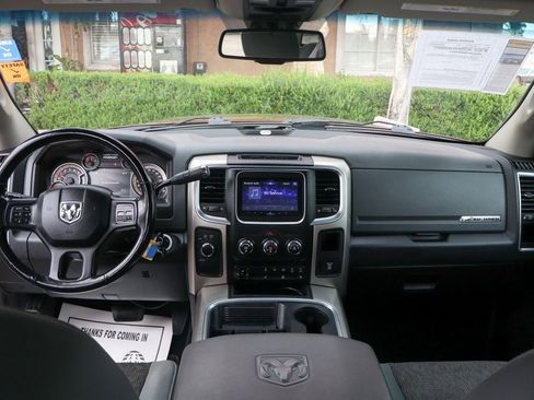 Used 2018 RAM 3500 Big Horn image 24
