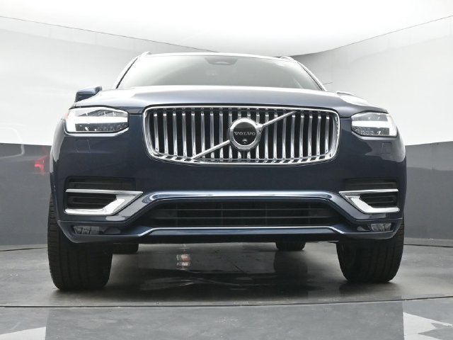 Used 2024 Volvo XC90 B6 Ultimate w/ Protection Package Premier AWD/4WD image 38