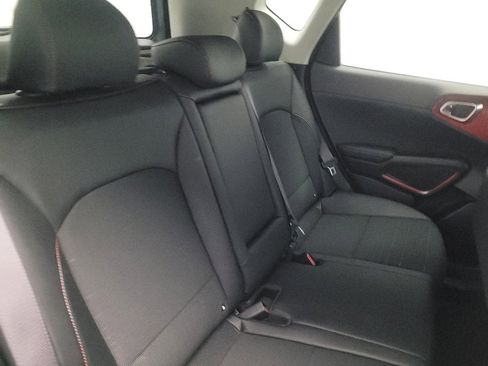 Used 2022 Kia Soul Turbo image 19