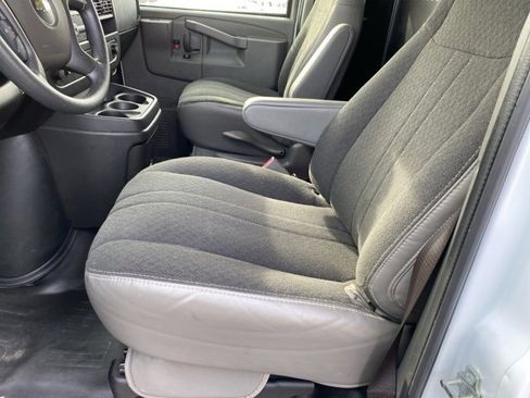 Used 2024 Chevrolet Express 2500 w/ Driver Convenience Package image 14