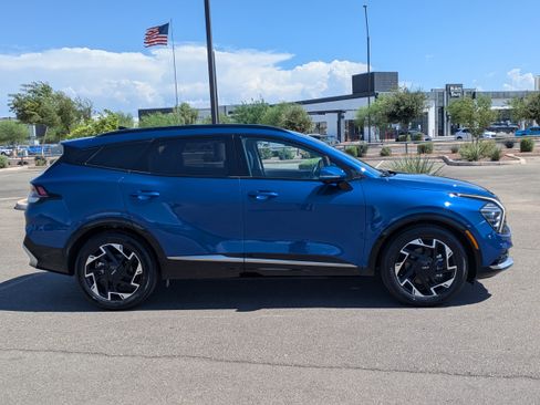 Certified 2025 Kia Sportage SX FWD image 6