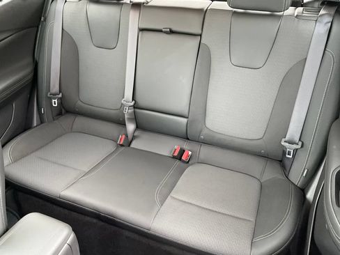 Certified 2023 Buick Encore GX Select w/ Sport Touring Package FWD image 19