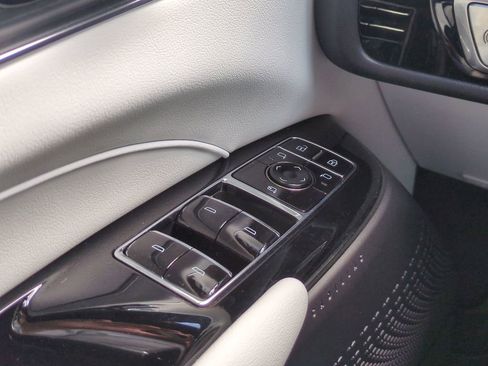 New 2026 Cadillac Lyriq Luxury image 24