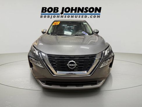 Used 2023 Nissan Rogue SV image 8
