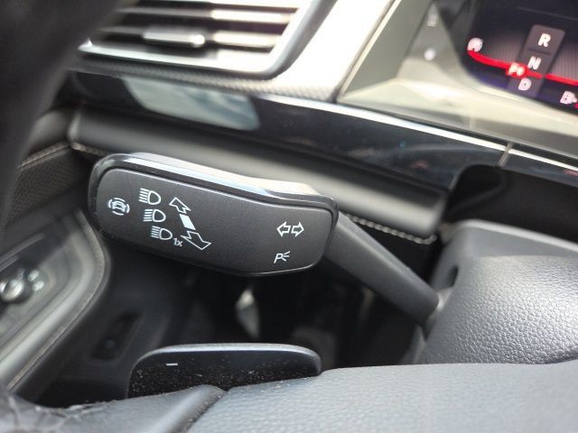 Used 2024 Volkswagen Atlas Cross Sport SEL R-Line AWD/4WD image 37