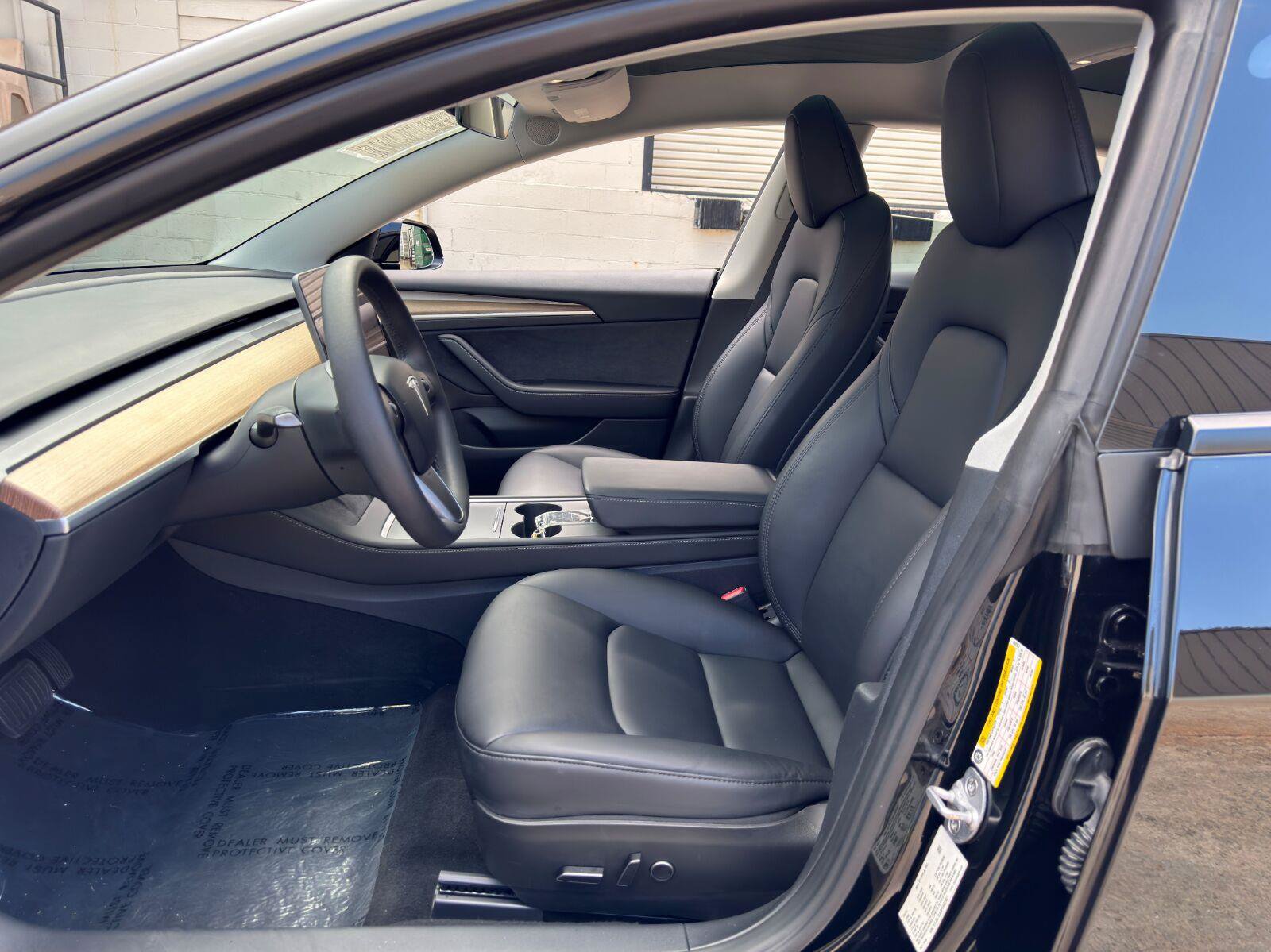 Used 2023 Tesla Model 3 Standard Range RWD image 17