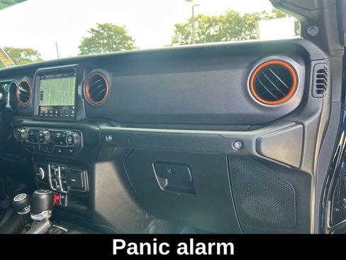 Used 2022 Jeep Gladiator Mojave w/ Trailer Tow Package image 25