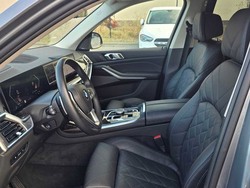 Used 2024 BMW X7 xDrive40i image 24