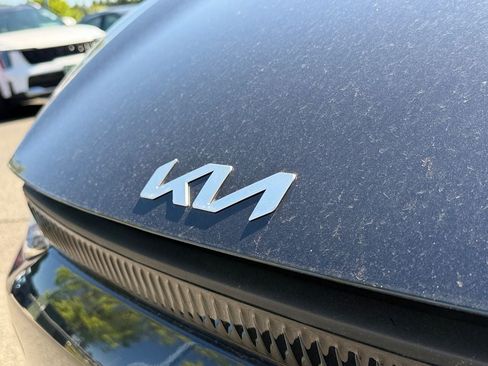 Used 2024 Kia EV6 Light RWD image 34
