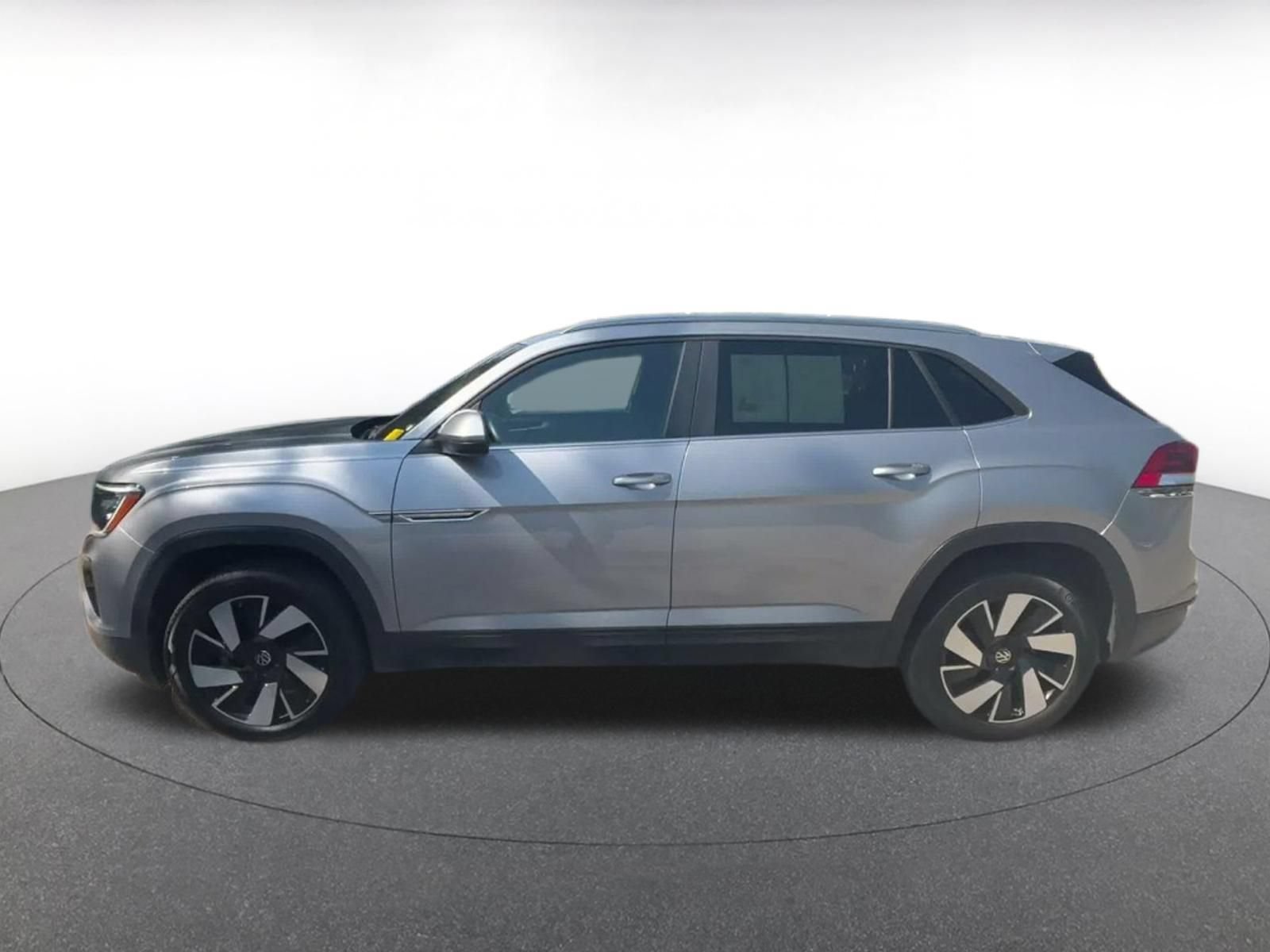 Used 2026 Volkswagen Atlas Cross Sport SE AWD/4WD image 8