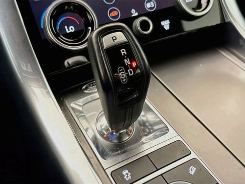 Used 2020 Land Rover Range Rover Sport SE AWD/4WD image 18