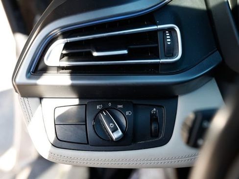 Used 2015 BMW i8 Pure Impulse World image 51