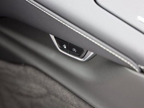 Certified 2025 Chevrolet Corvette E-Ray w/ ZER Performance Package image 21