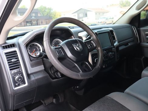 Used 2018 RAM 2500 SLT w/ Protection Group AWD/4WD image 15
