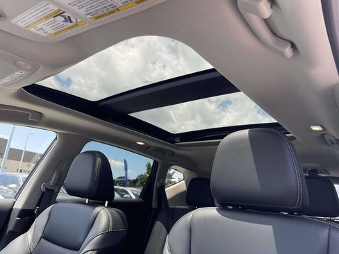 Used 2021 Nissan Murano SL w/ SL Moonroof Package FWD image 9