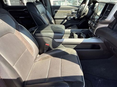 Used 2024 RAM 1500 Laramie image 8