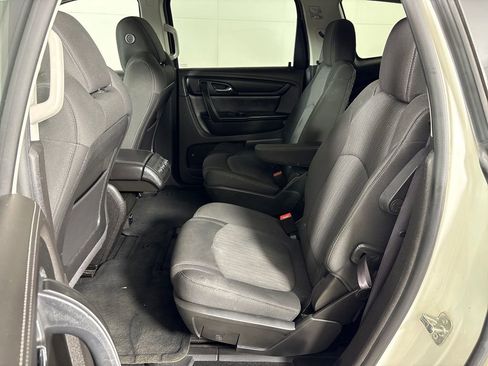 Used 2014 Chevrolet Traverse LT w/ All-Star Edition FWD image 31