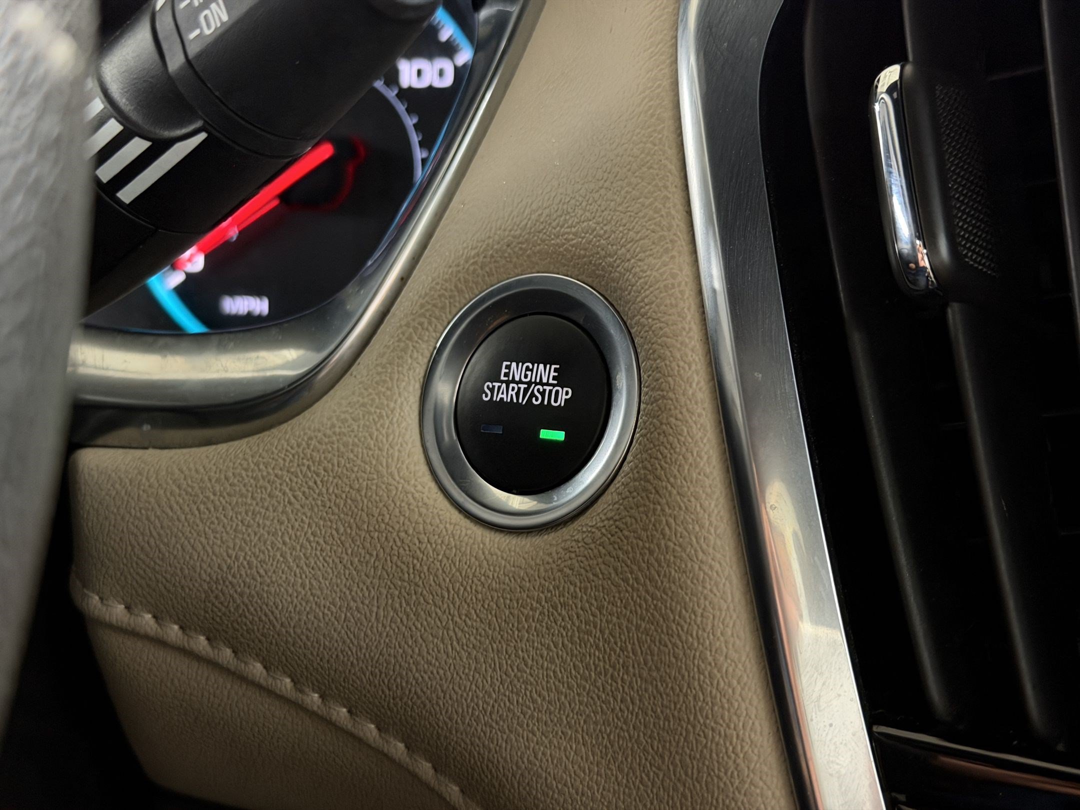 Used 2022 Chevrolet Traverse LS w/ LPO, Cargo Package FWD image 18