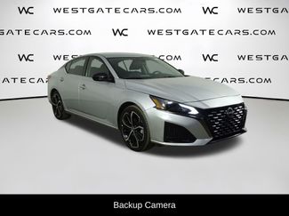 Used 2024 Nissan Altima 2.5 SR video 2