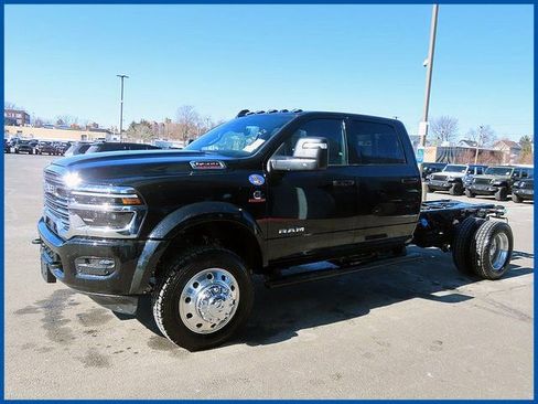 New 2026 RAM 5500 Tradesman w/ Laramie Trim Package image 3