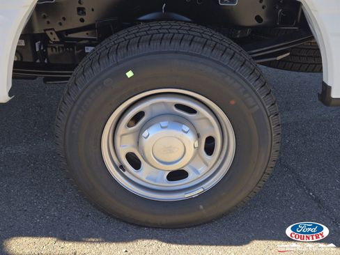 New 2026 Ford F250 XL image 5