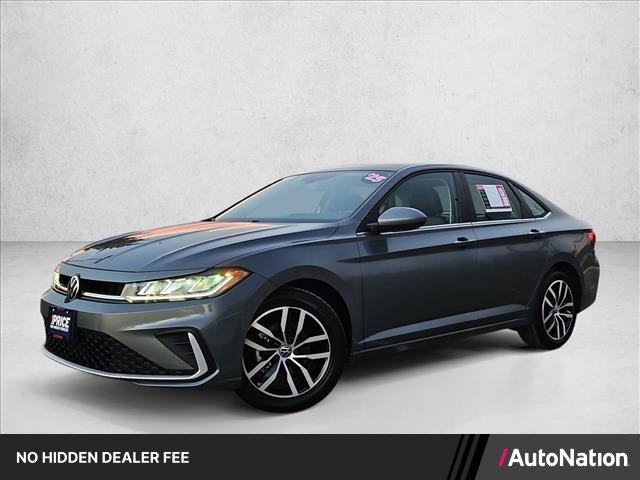 Used 2025 Volkswagen Jetta SE FWD image 1
