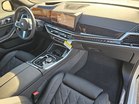 New 2026 BMW X5 xDrive40i w/ M Sport Package image 16