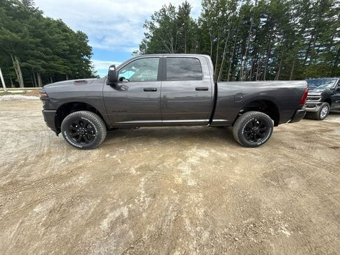 New 2026 RAM 2500 Big Horn AWD/4WD image 2