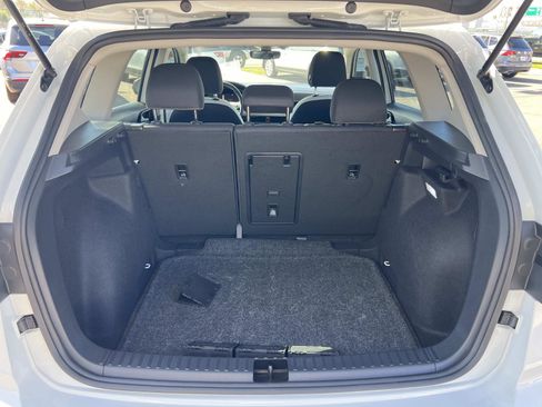 Certified 2025 Volkswagen Taos S image 21