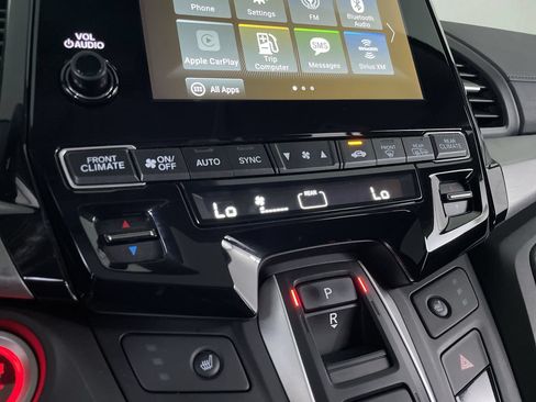 Used 2023 Honda Odyssey EX-L image 16