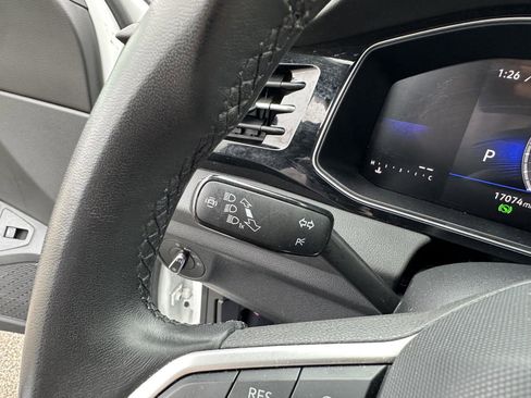 Used 2025 Volkswagen Jetta Sport FWD image 21