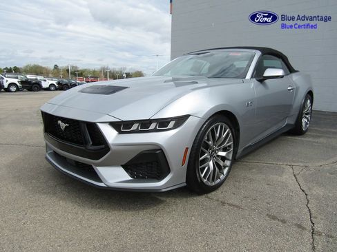 Certified 2025 Ford Mustang GT Premium RWD image 40