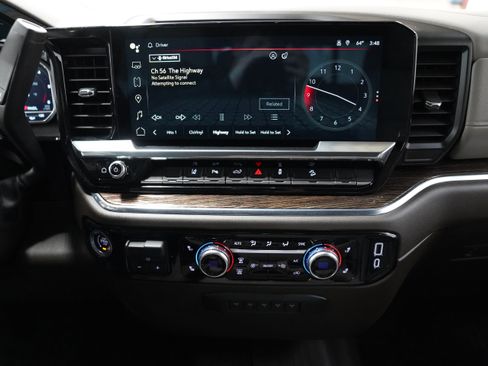 Used 2024 GMC Sierra 3500 SLE image 22