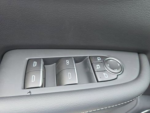 New 2026 Buick Enclave Sport Touring image 7