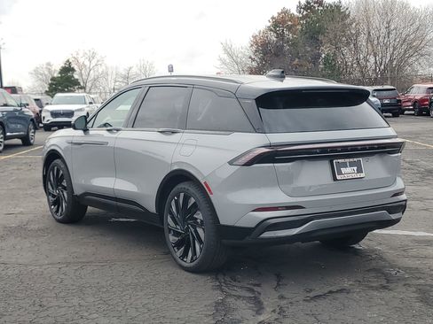 New 2026 Lincoln Nautilus Reserve image 3